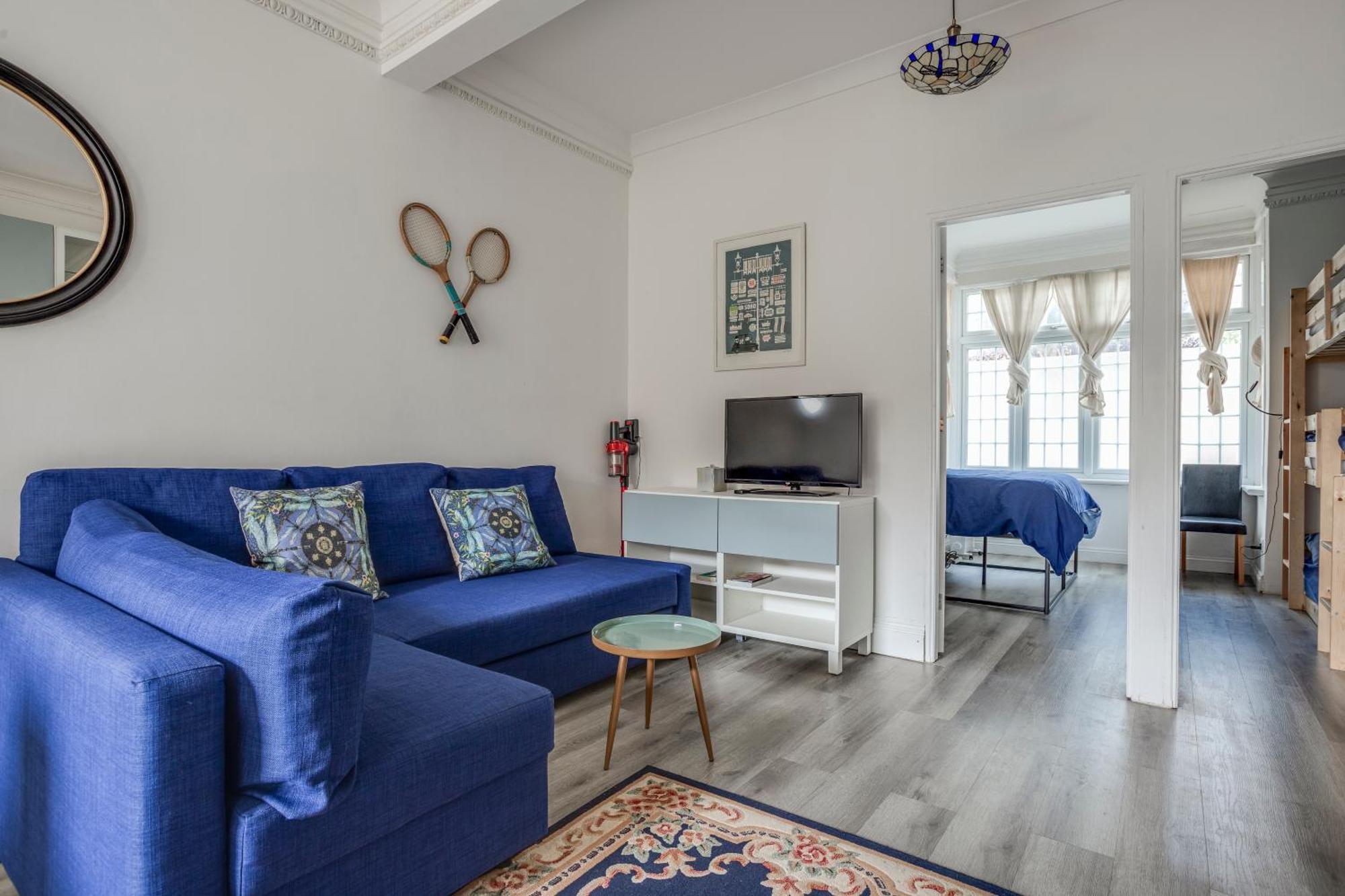 Wimbledon 2 Bed Tennis & Travel Apartment London