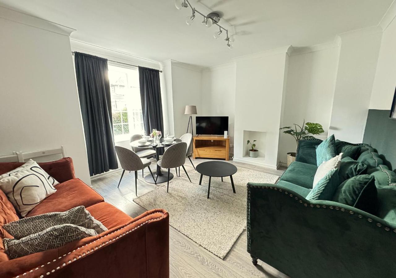 Luxe Short - Sleeps 6 - Putney - Roehampton - Free Parking Appartement *