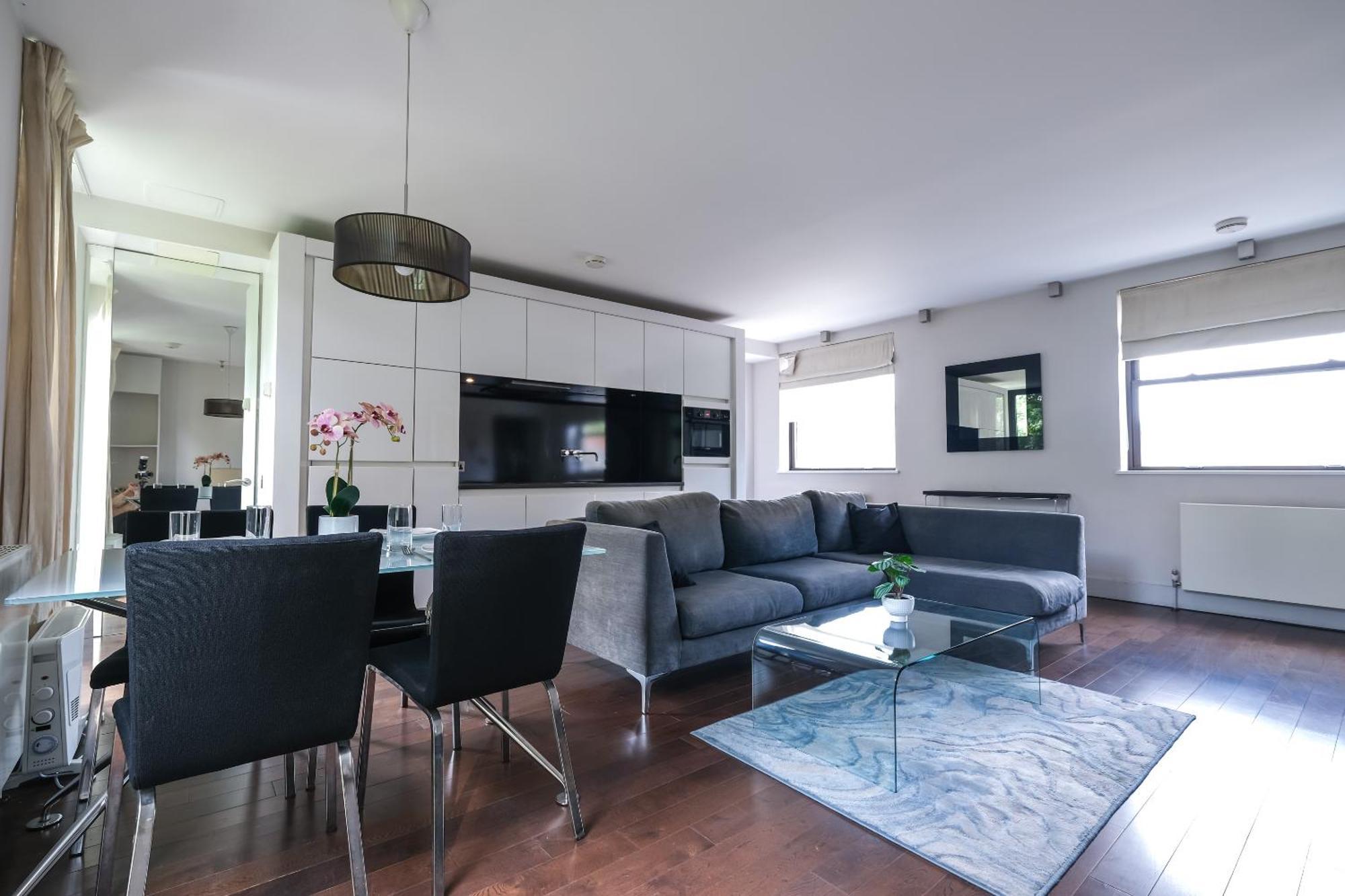 Modern Serviced 3 Minutes From Blackfriars Station Appartement