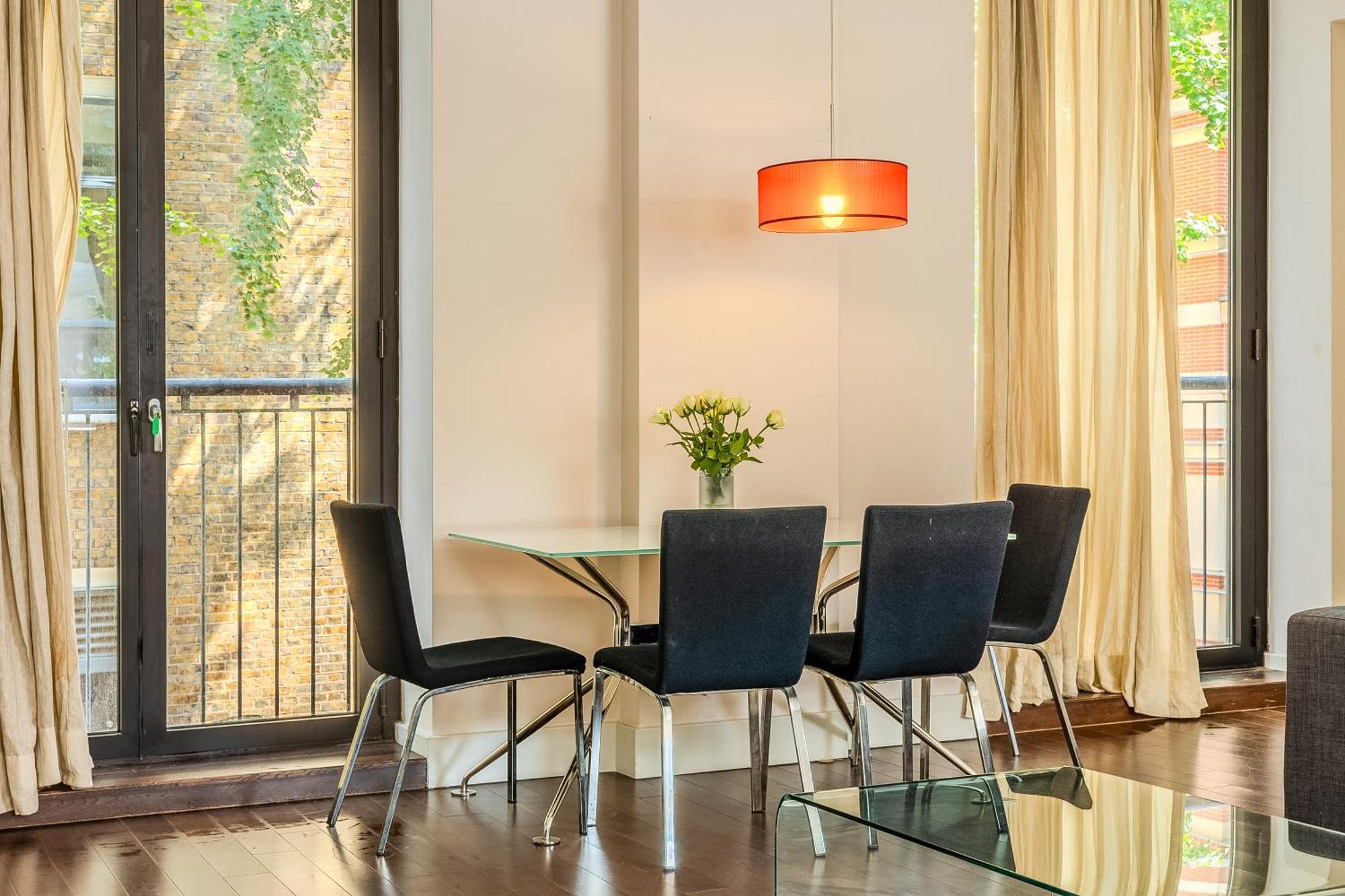 Modern Serviced 3 Minutes From Blackfriars Station Appartement *