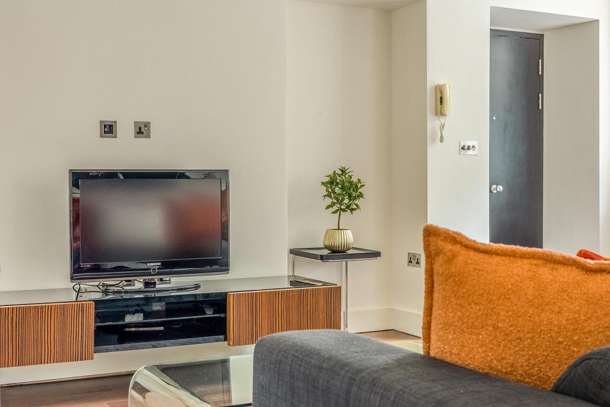 Modern Serviced 3 Minutes From Blackfriars Station