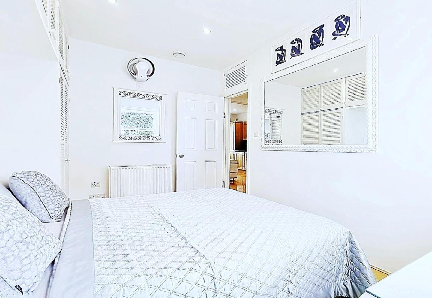Brackenbury Apartahotel