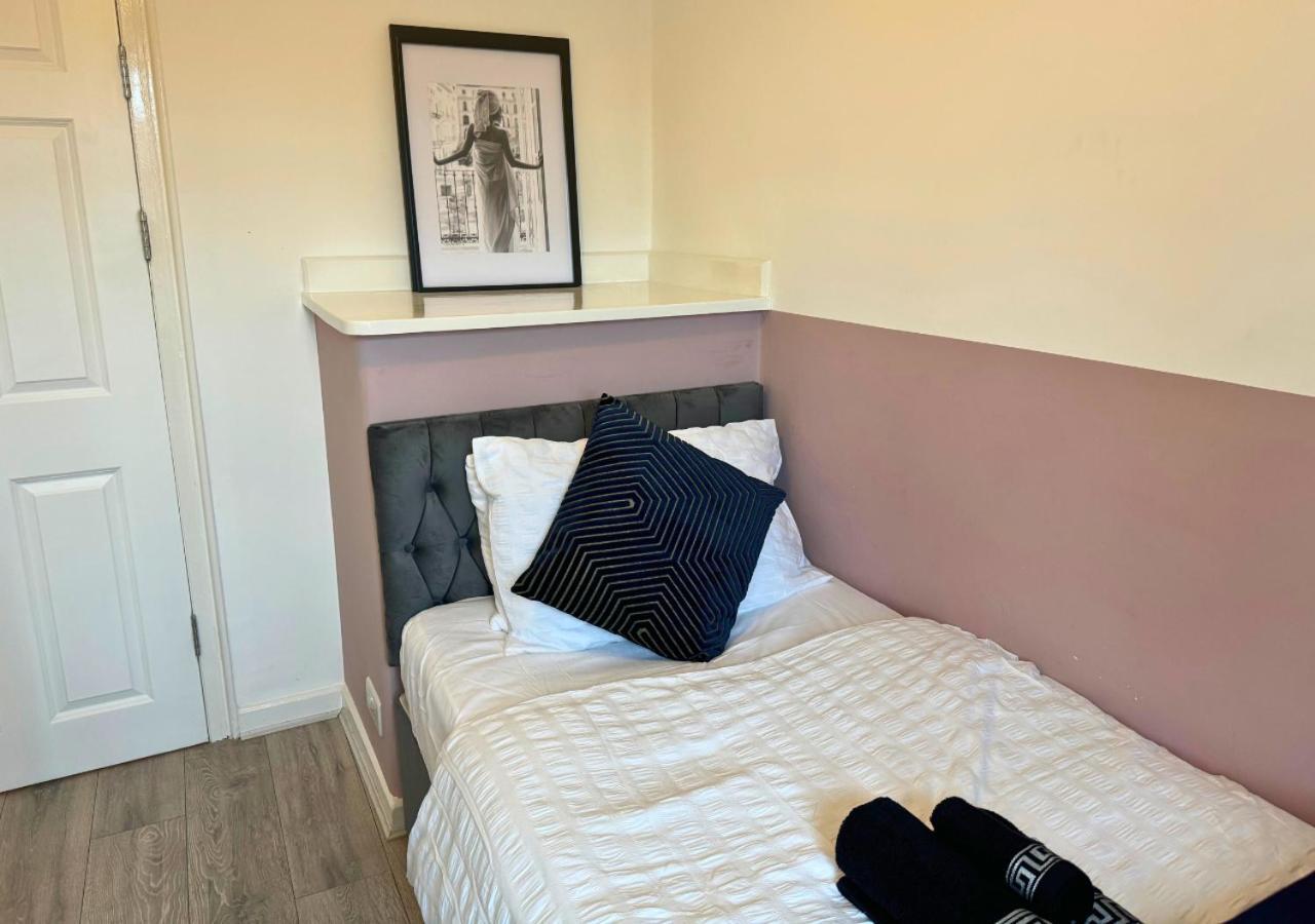 Luxe Short - Sleeps 6 - Putney - Roehampton - Free Parking