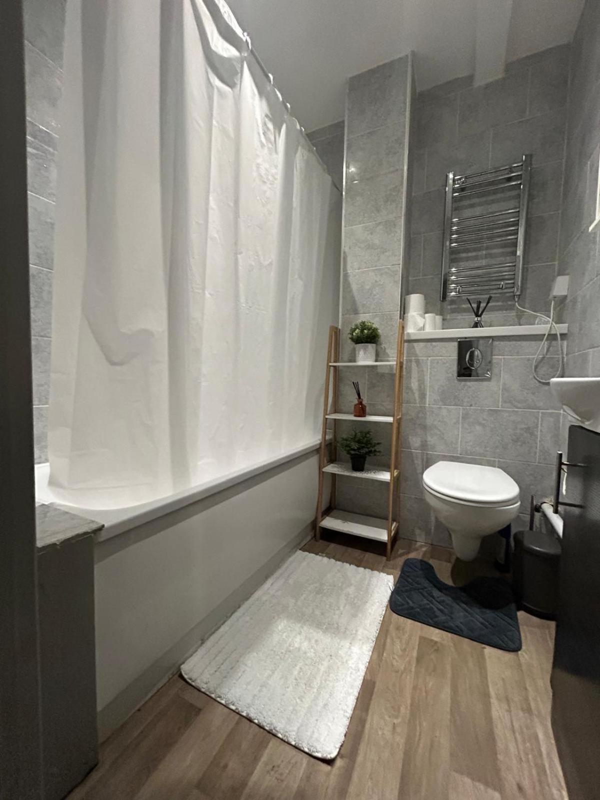 Kingcross 3 Bedroom Flat, 3mins To Euston Apartamento Londres