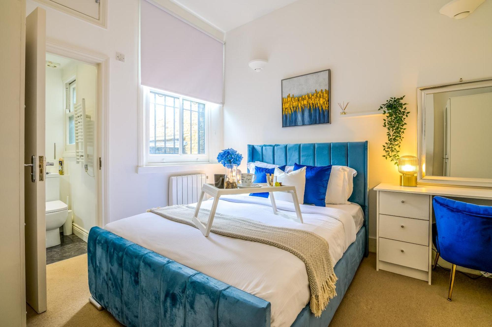 Two Bed By Livestay Short Lets & Serviced Near Oxford Circus *