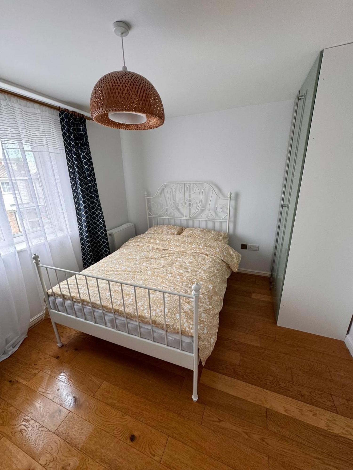 2-bedroom Flat Walking Distance To Excel - Perfect Location! Appartement Londen