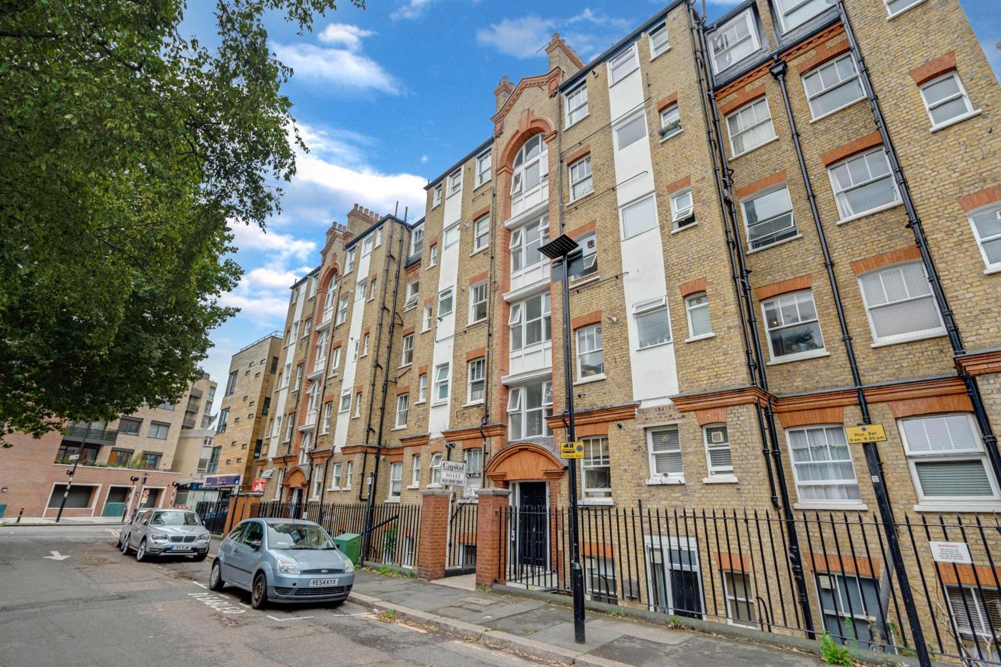 Very Central,1gb Fibre Wifi, 2min To Tube & Heathrow, Free Coffee, Milk & Snacks, 2 New Tvs & Sofabed Apartamento *