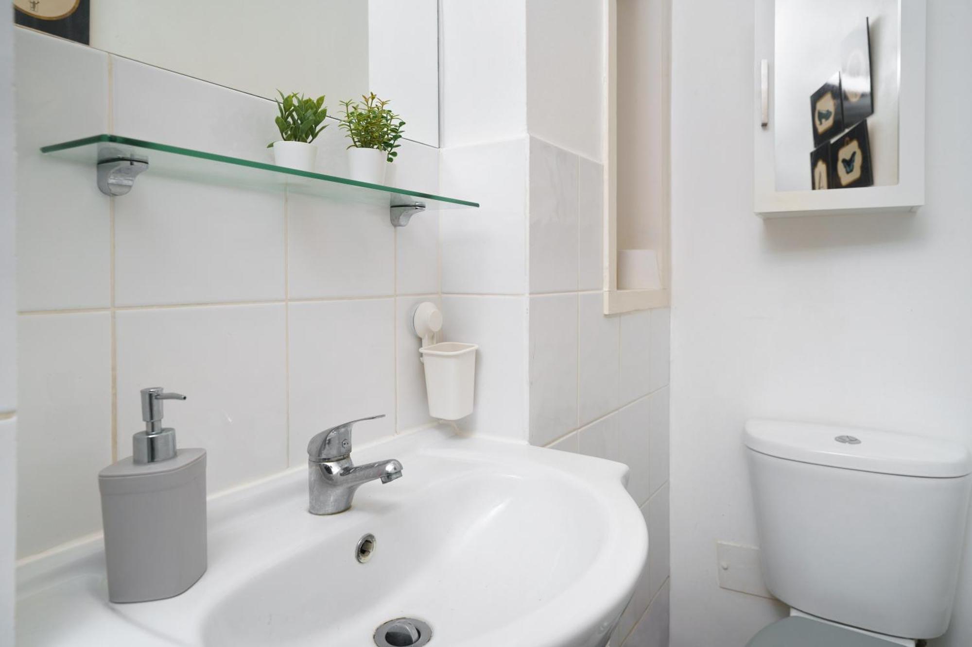 Cozy 2-bed Garden Flat, Wembley Apartamento *