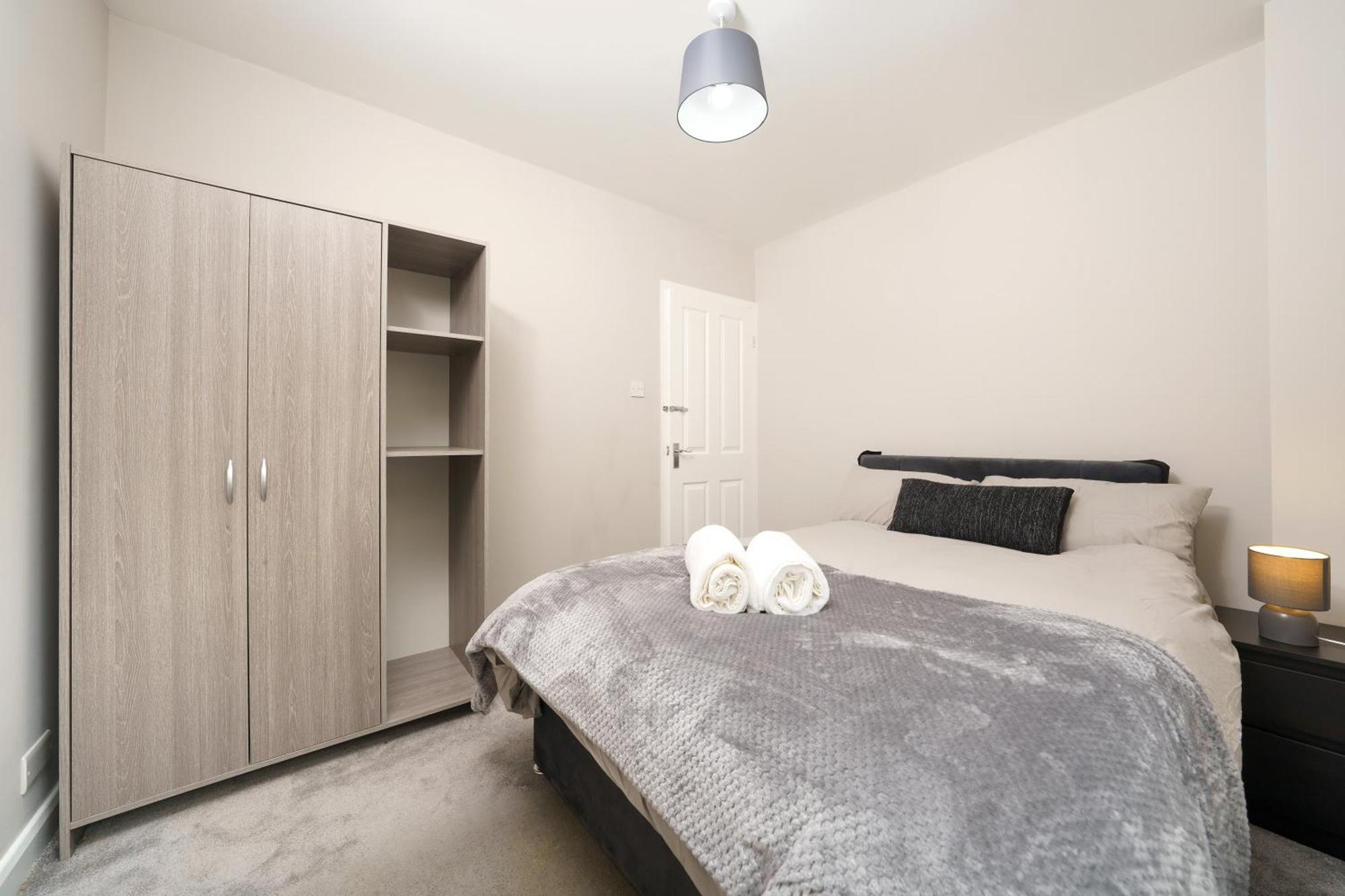 Apartamento Cozy 2-bed Garden Flat, Wembley *