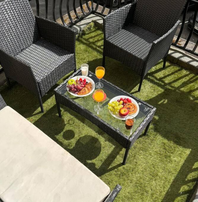 Appartement Quiet Terraced For Relaxing Escapes *