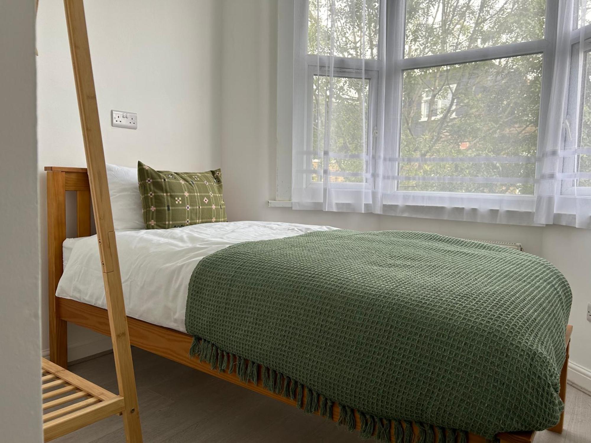Apartamento Serviced Near Tottenham Hotspurs Football Stadium Great For Contractors Londres