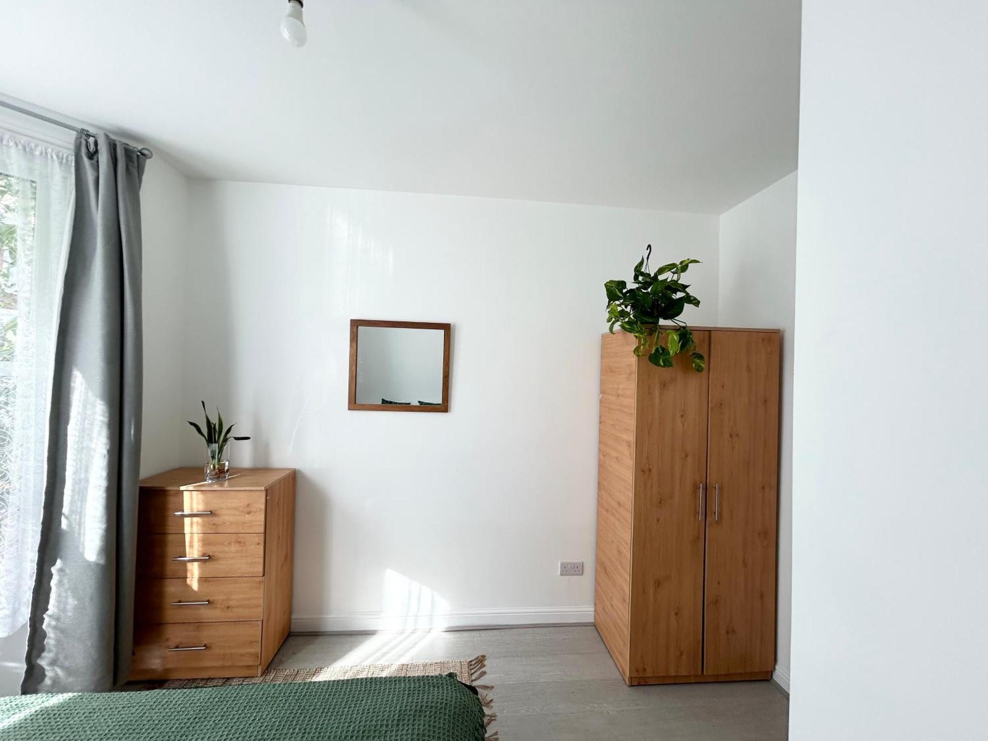 Serviced Near Tottenham Hotspurs Football Stadium Great For Contractors Londres