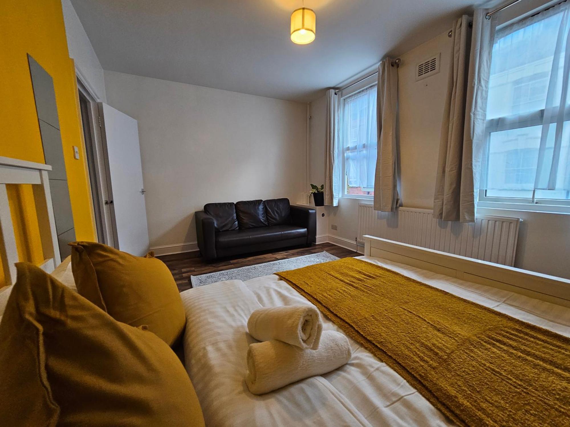 Apartment In Whitechapel