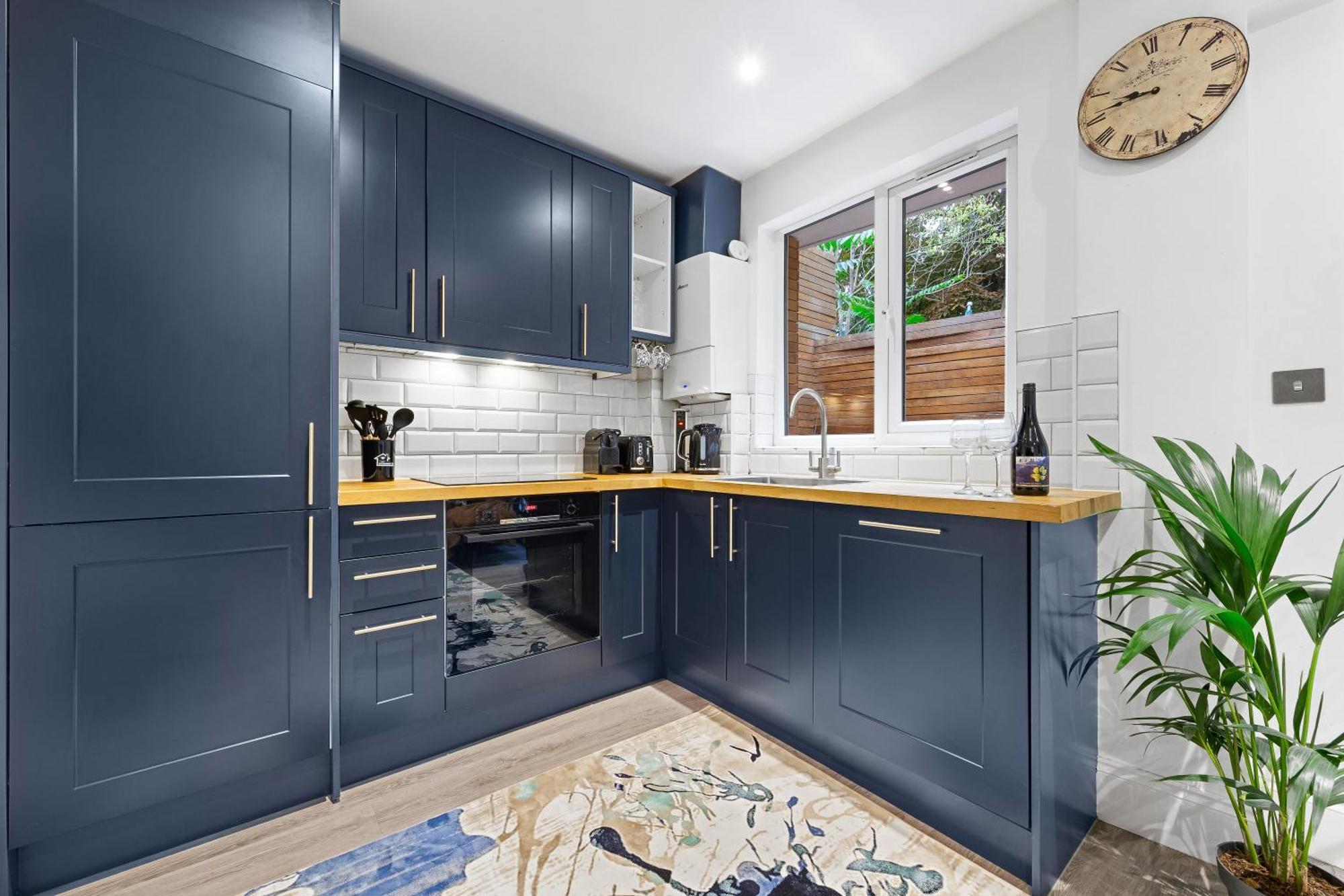 Modern 1 Bed Flat In Barnes Near River Thames Londres