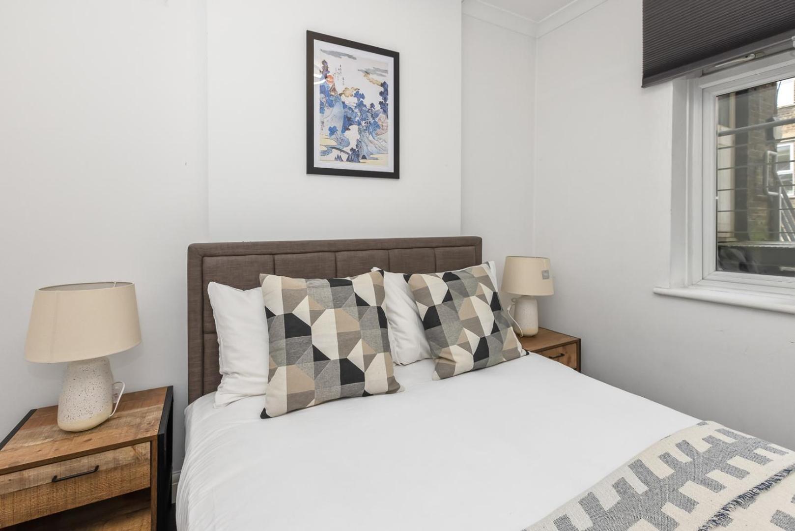 Two Modern 2 Bed In Camden