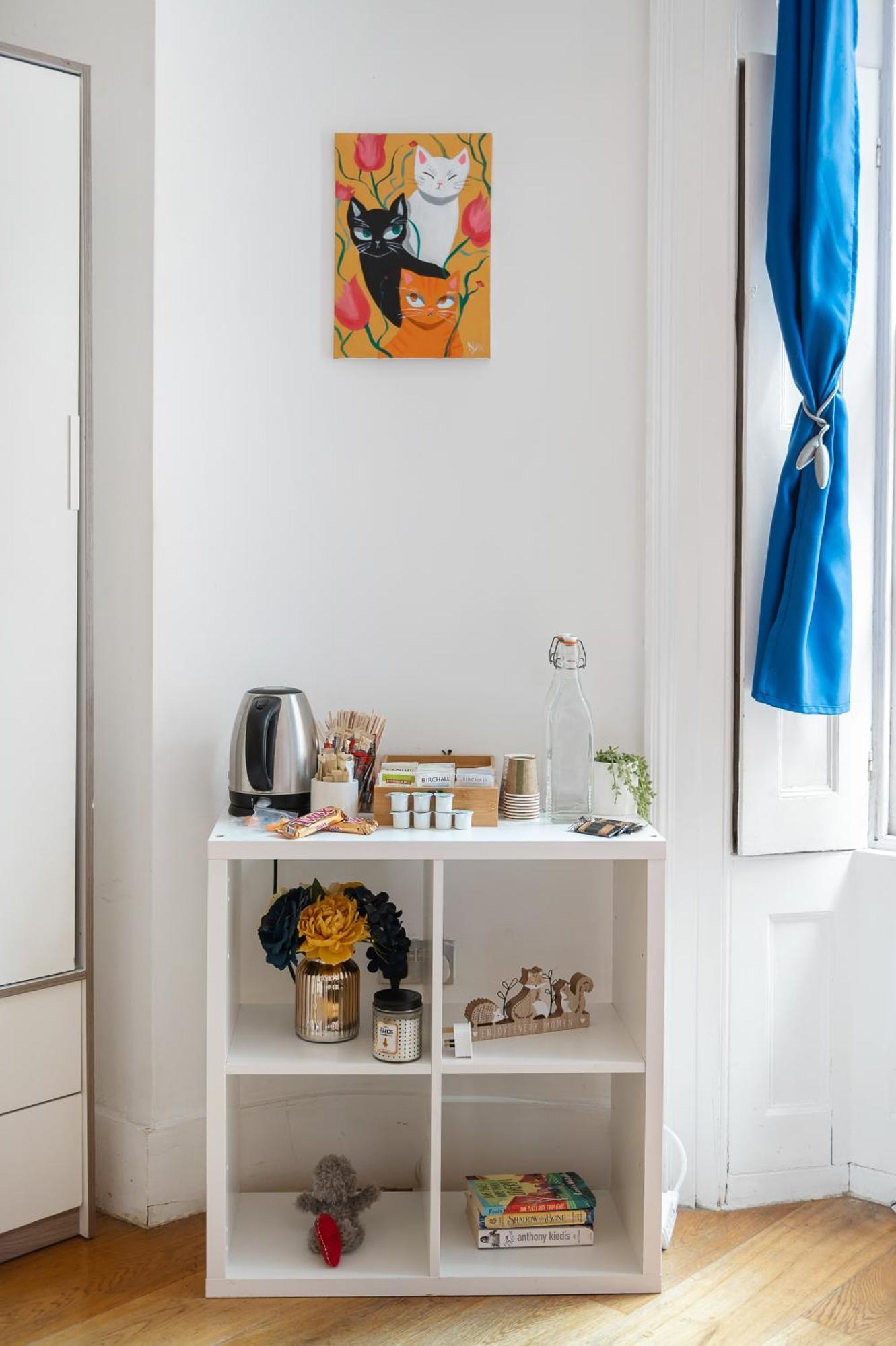 Bright And Spacious 2 Bedroom Flat With Ensuite Bathrooms In Se5 *