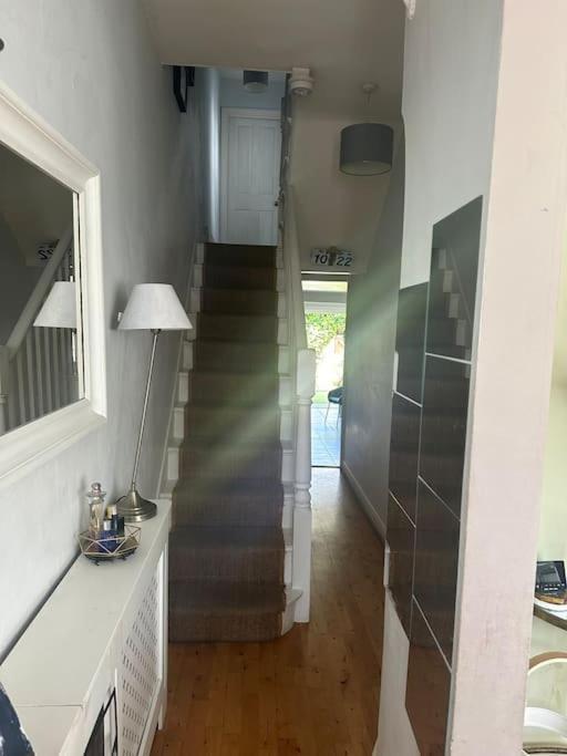 My Sky - Serviced House Well Situated * Londres