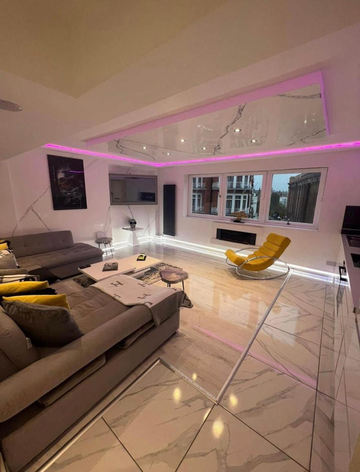 Knightsbridge 2 Bedroom Overlooking Harrods Apartamento