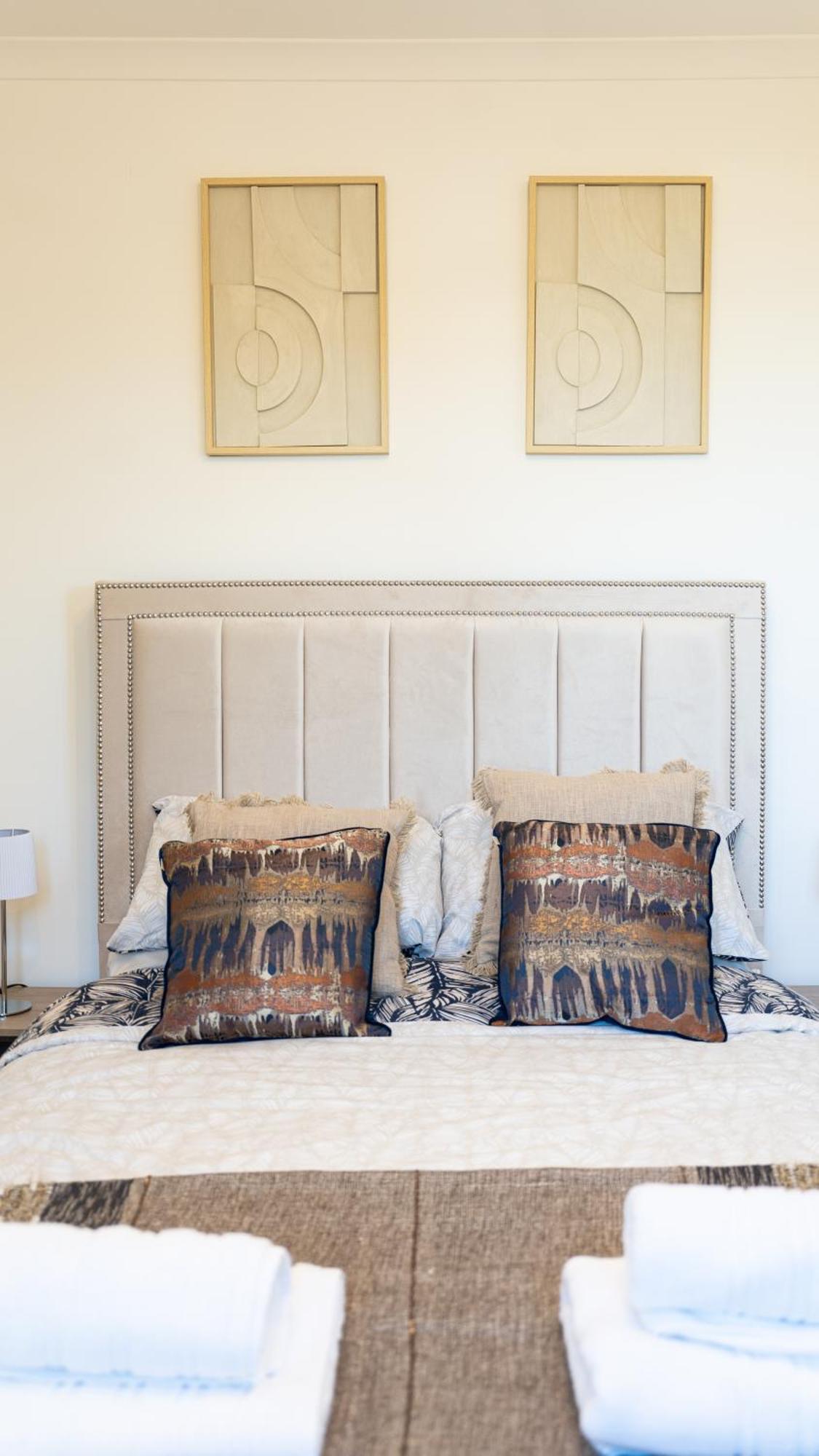 Boutique And Stylish 4 Bed In