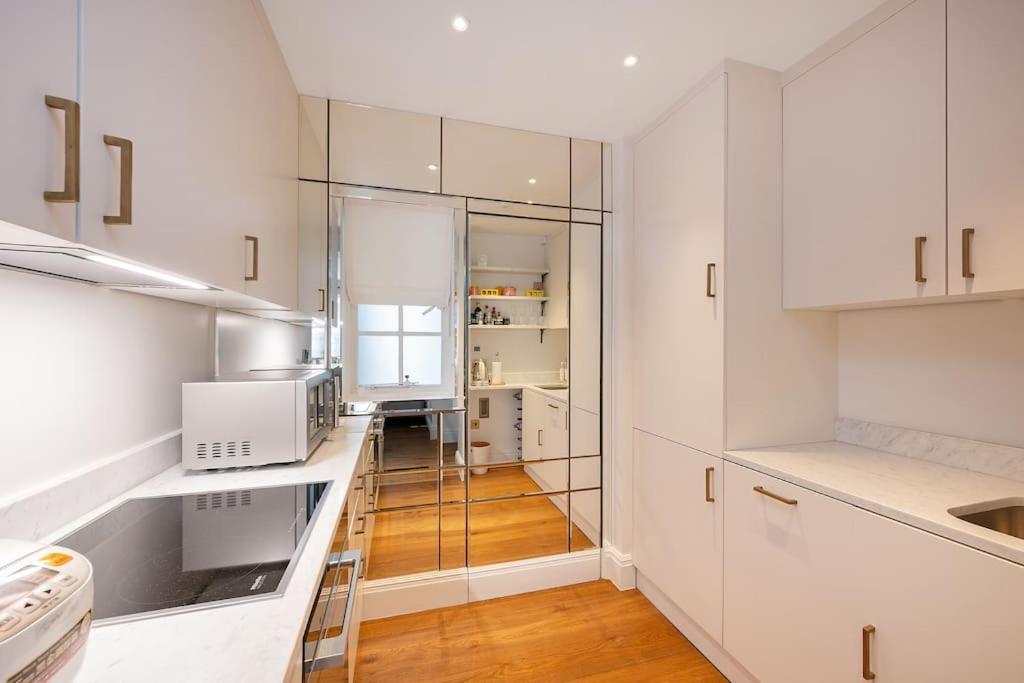 Luxury 3-bed Pavilion Road Appartement *