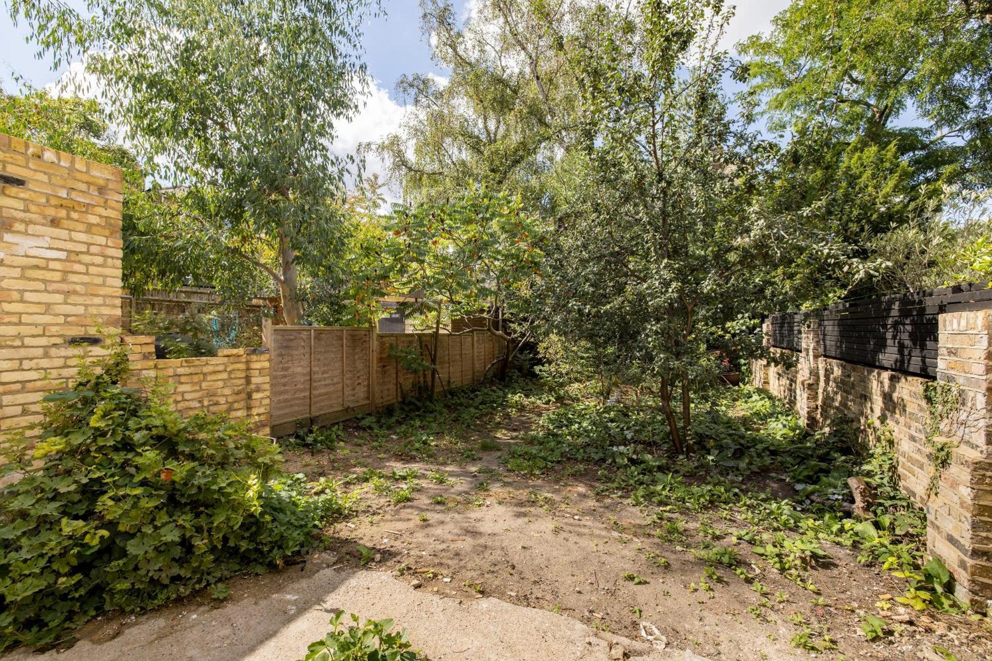 The Tyrwhitt Road Place - Lovely 2bdr Flat With Garden Appartement