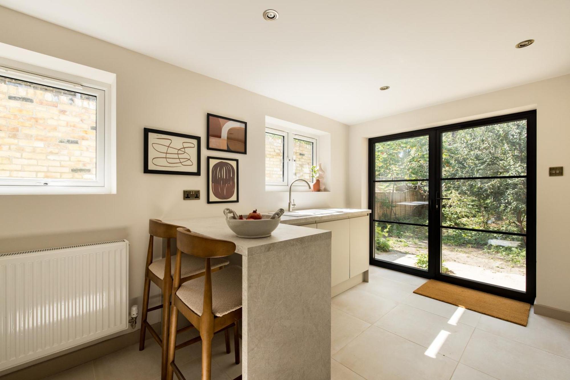 The Tyrwhitt Road Place - Lovely 2bdr Flat With Garden Appartement