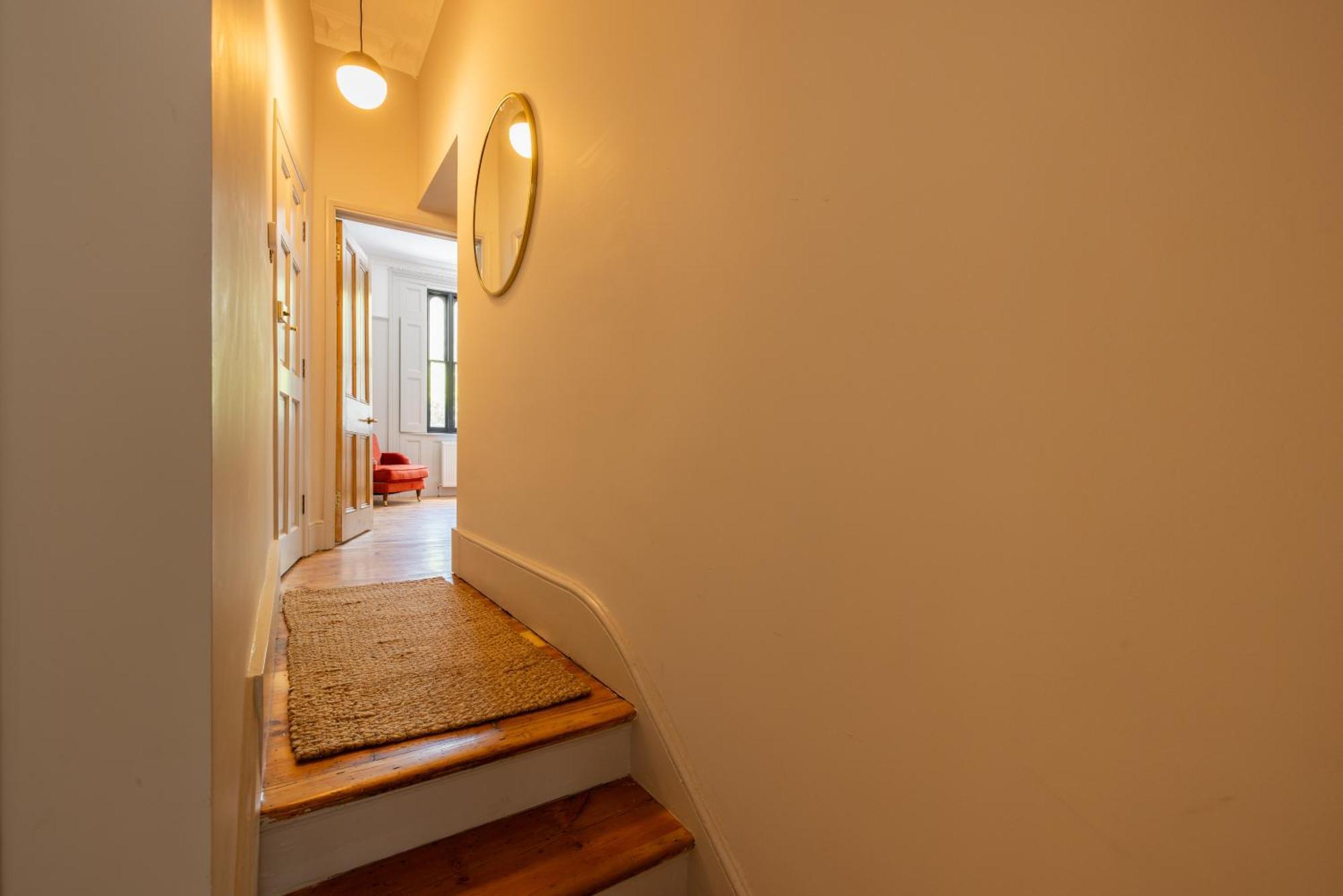 The Tyrwhitt Road Place - Lovely 2bdr Flat With Garden *