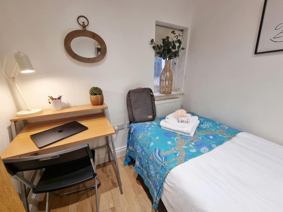 Hébergement de vacances 4bed 3bath 8min To Bridge *