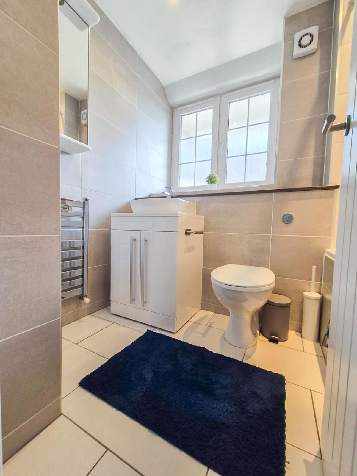 Refined 2 Bedroom Flat Few Steps From The Oval Apartamento Londres