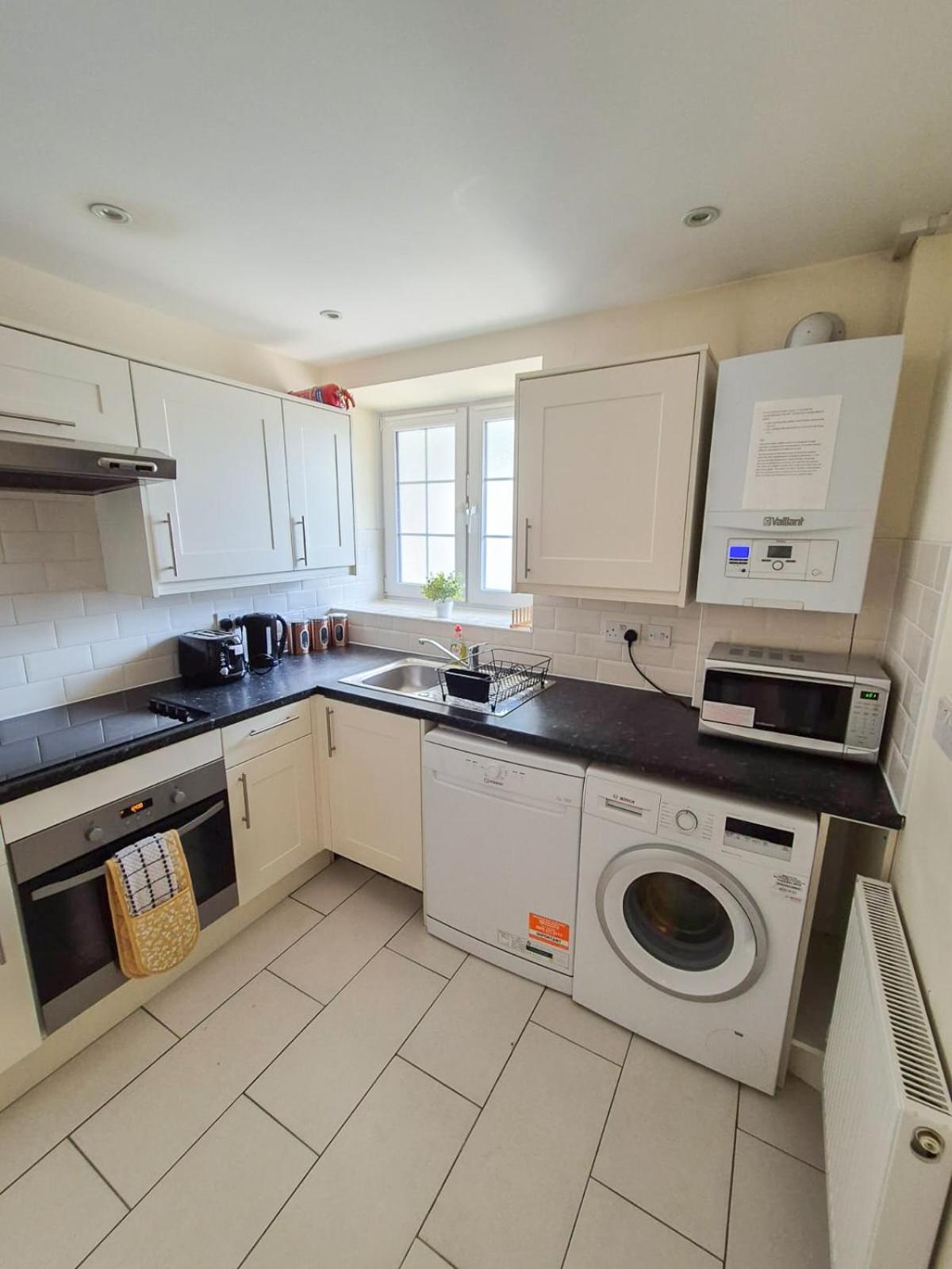 Refined 2 Bedroom Flat Few Steps From The Oval Apartamento Londres