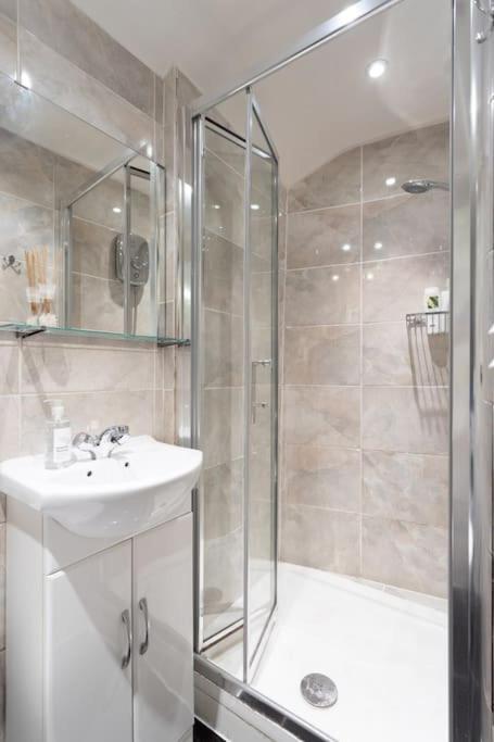 Cosy Little Venice Pied-a-terre By Morethanstays Londres