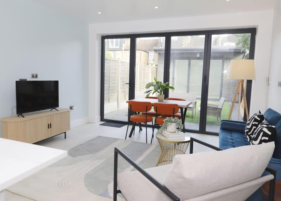 Stylish Flat With Garden, Close To Appartement Londres