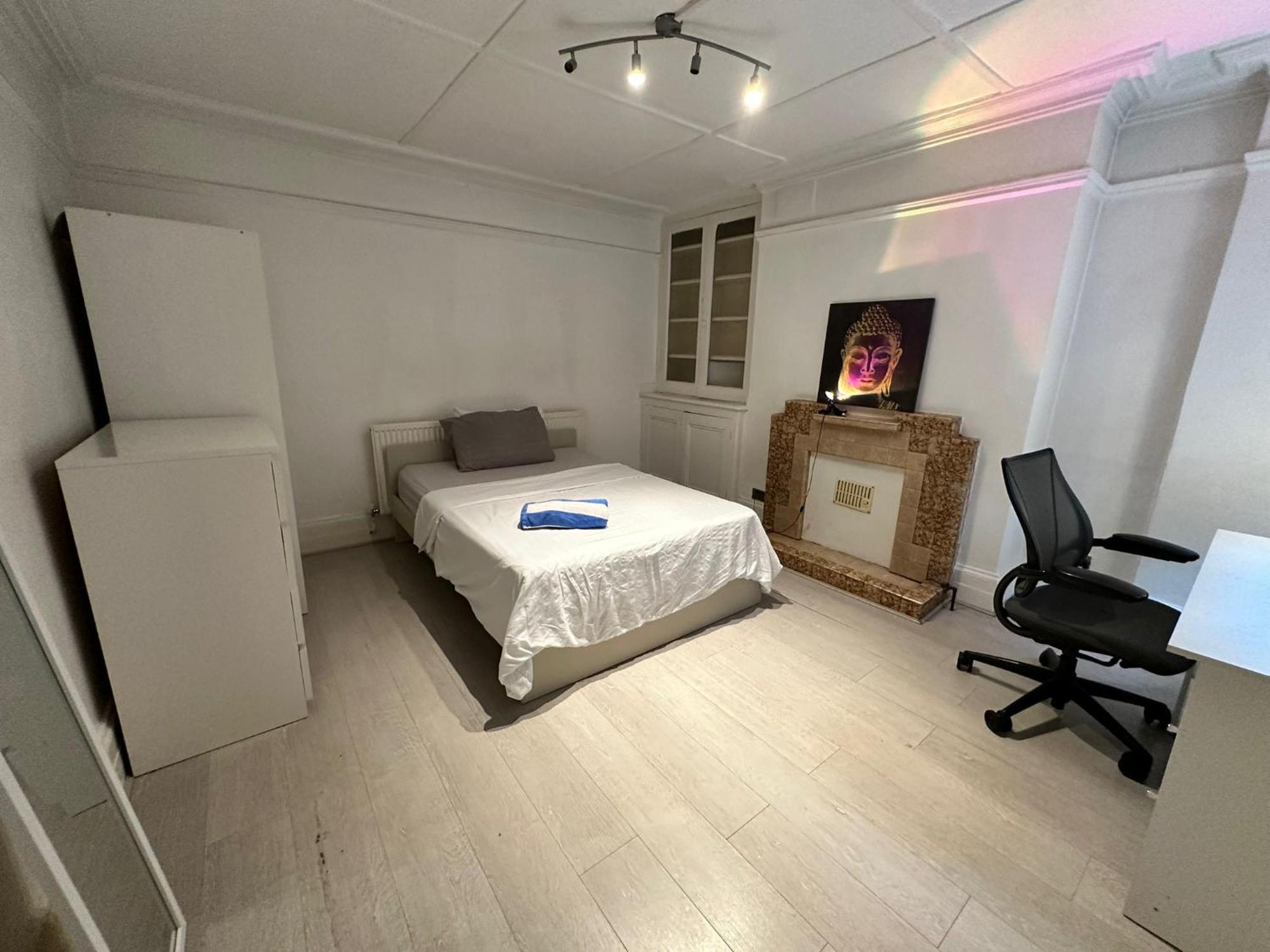 Locke & Quay Exclusive Guest house
