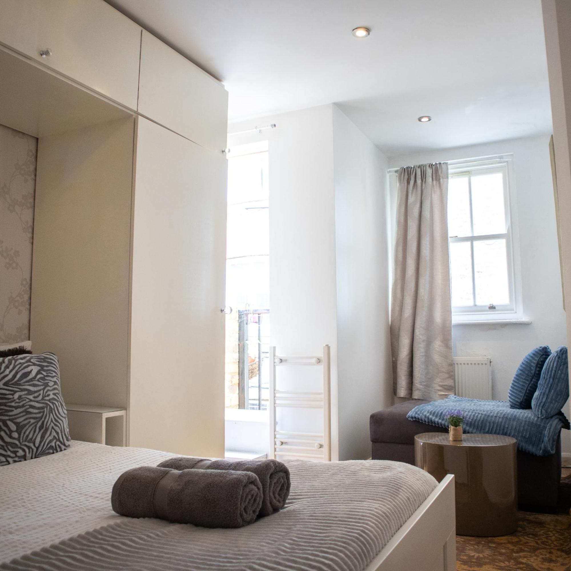 Detached House With Free Parking In Little Venice Near Paddington Hyde Park * Londres