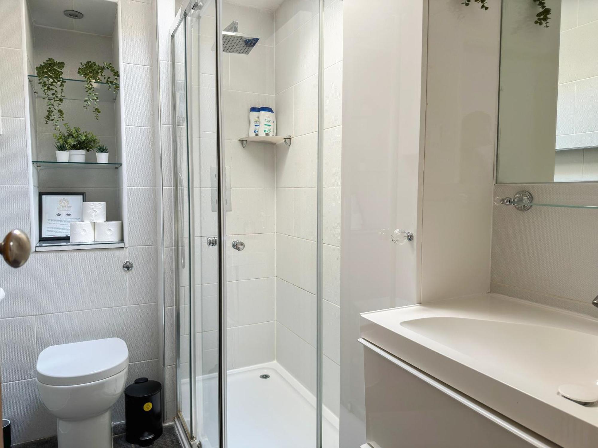 Detached House With Free Parking In Little Venice Near Paddington Hyde Park Londres