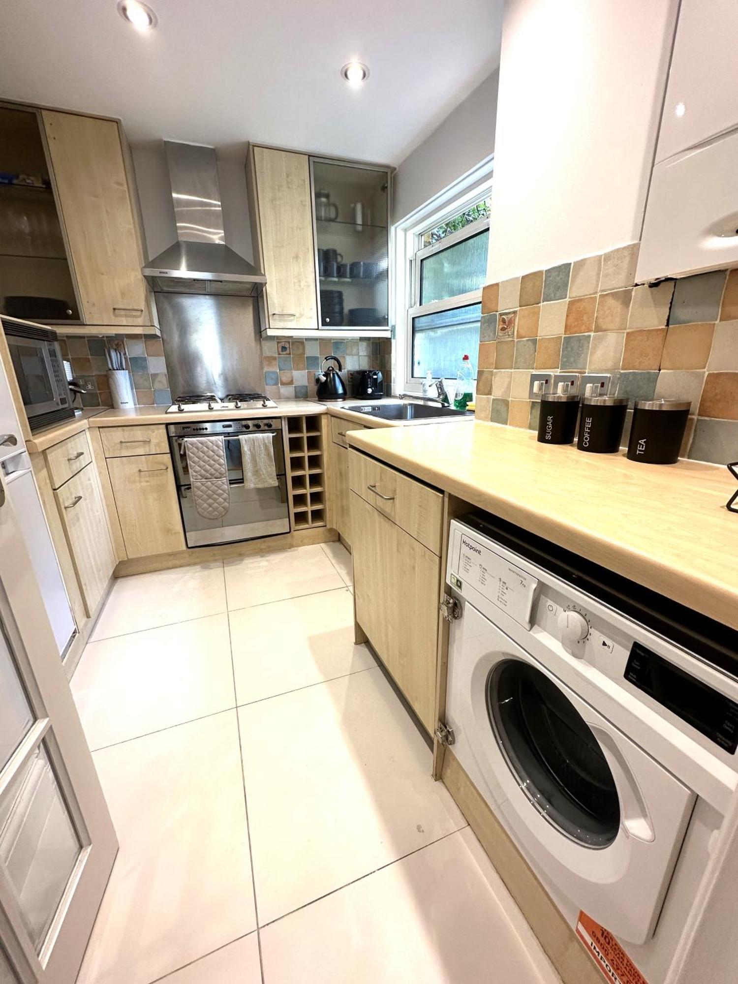 Detached House With Free Parking In Little Venice Near Paddington Hyde Park * Londres