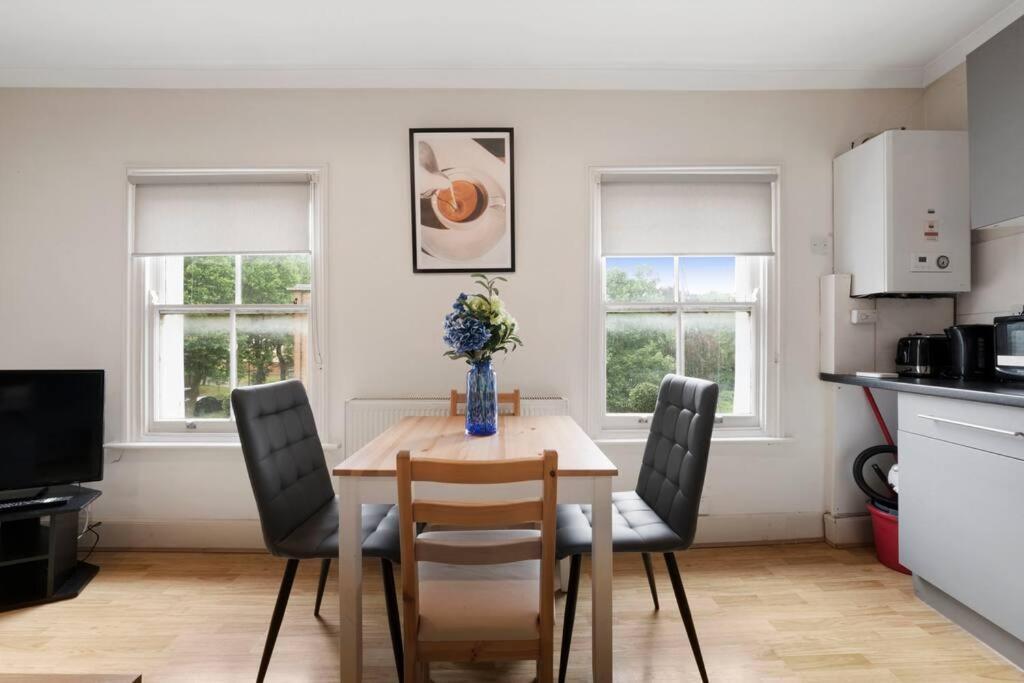 Charming Crouch Hill By Morethanstays Londres