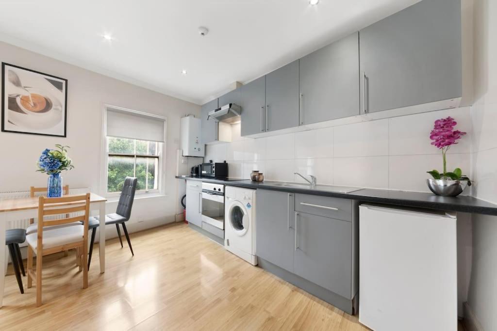 Charming Crouch Hill By Morethanstays * Londres