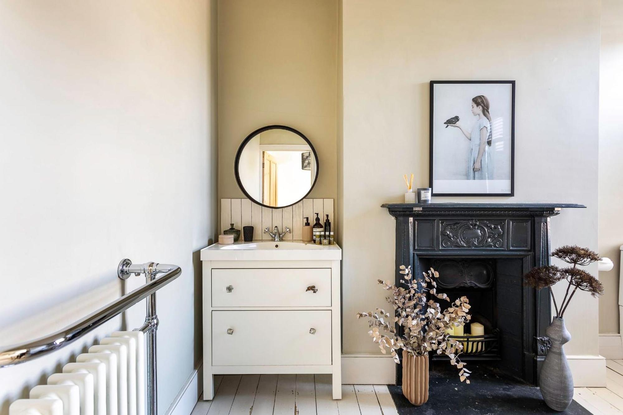Tooting's Charming Victorian Garden Hideaway Hébergement de vacances *
