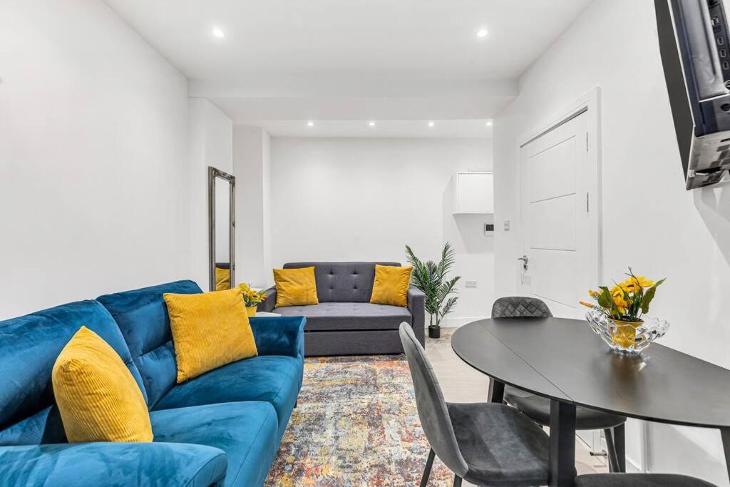 Luxstay Holland Park With Ac * Londres