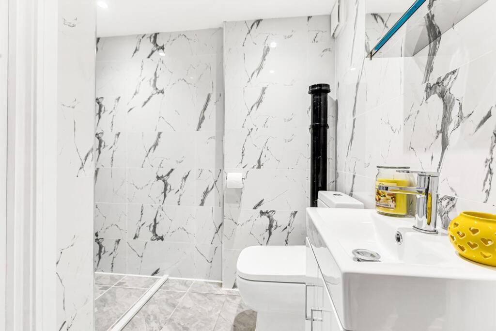 Apartamento Luxstay Holland Park With Ac Londres