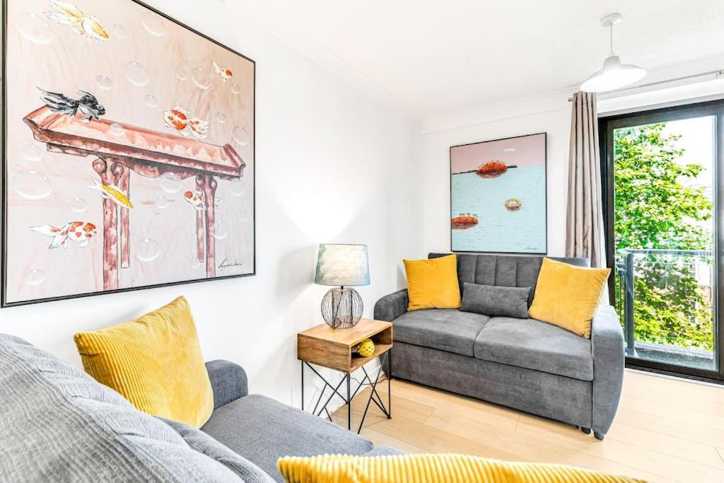 Luxaway In Earls Court - Sleeps Up To 10