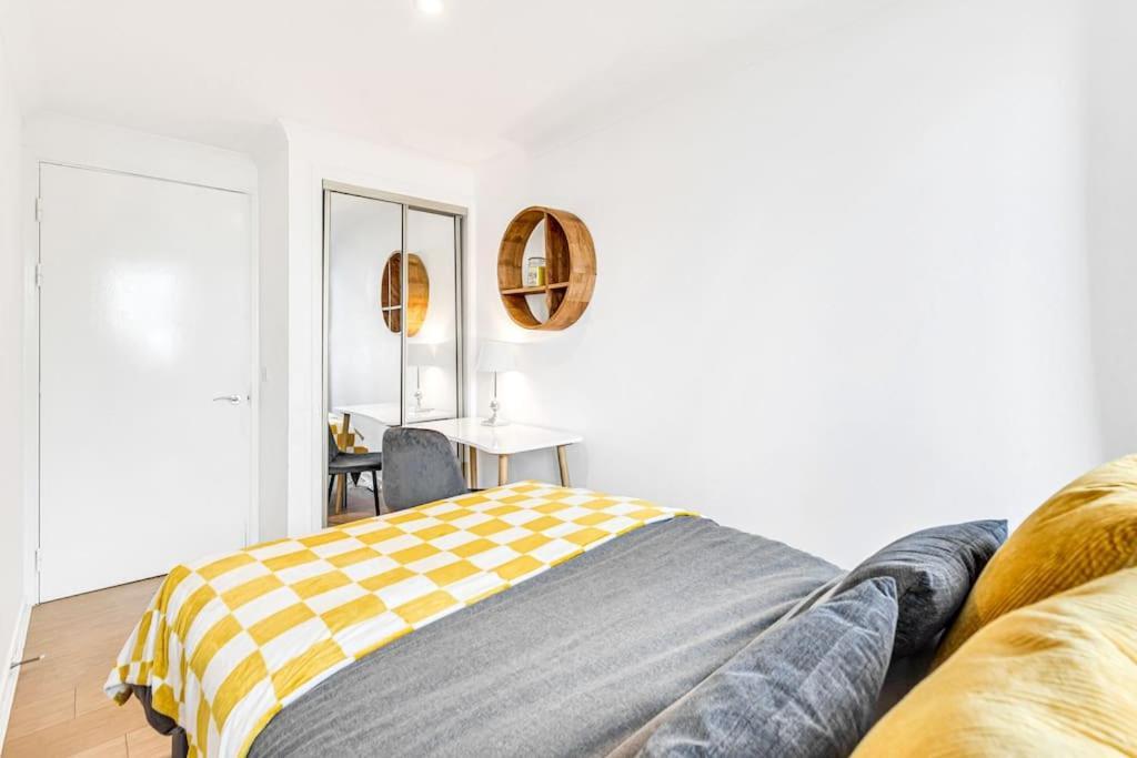 Apartamento Luxaway In Earls Court - Sleeps Up To 10 *