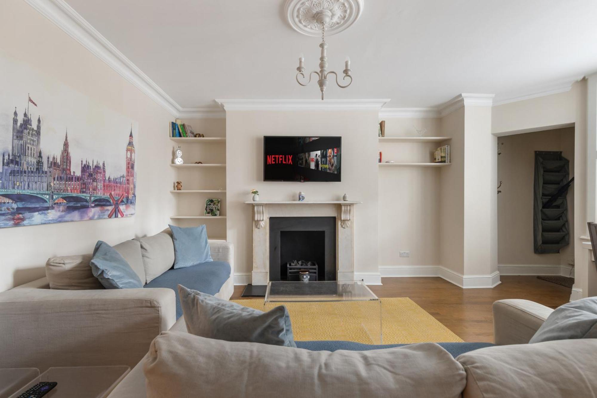 Kensington Spacious * London