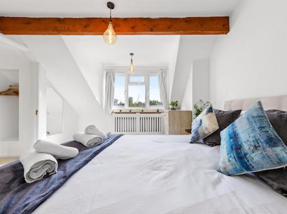 Imperial Wharf Chelsea 3 Bedroom Londen