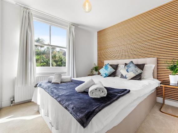 Imperial Wharf Chelsea 3 Bedroom Appartement Londres