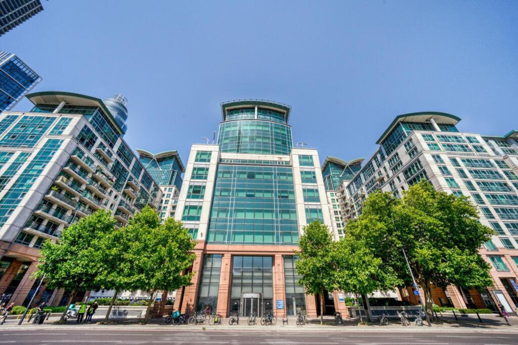 2 Bedroom Flat In Vauxhall Londres