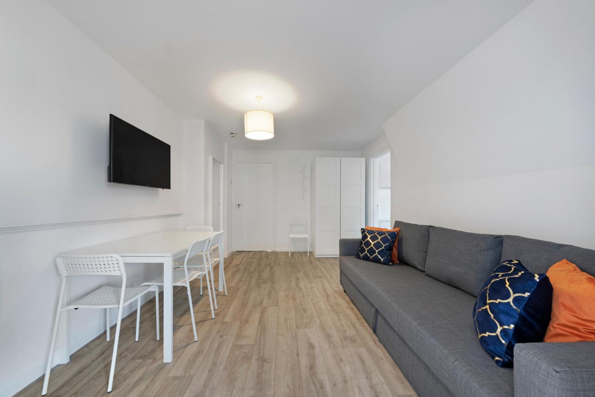 One Bedroom Flat Opposite Archway Station Londres