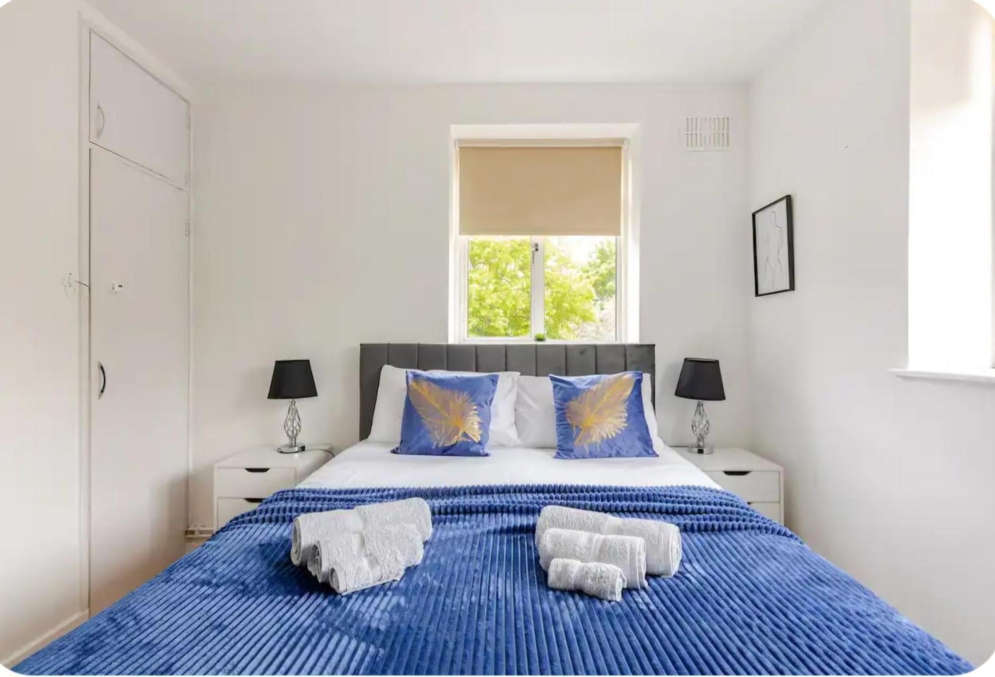 Spacious Two Bedroom In Battersea, Free Parking Apartamento