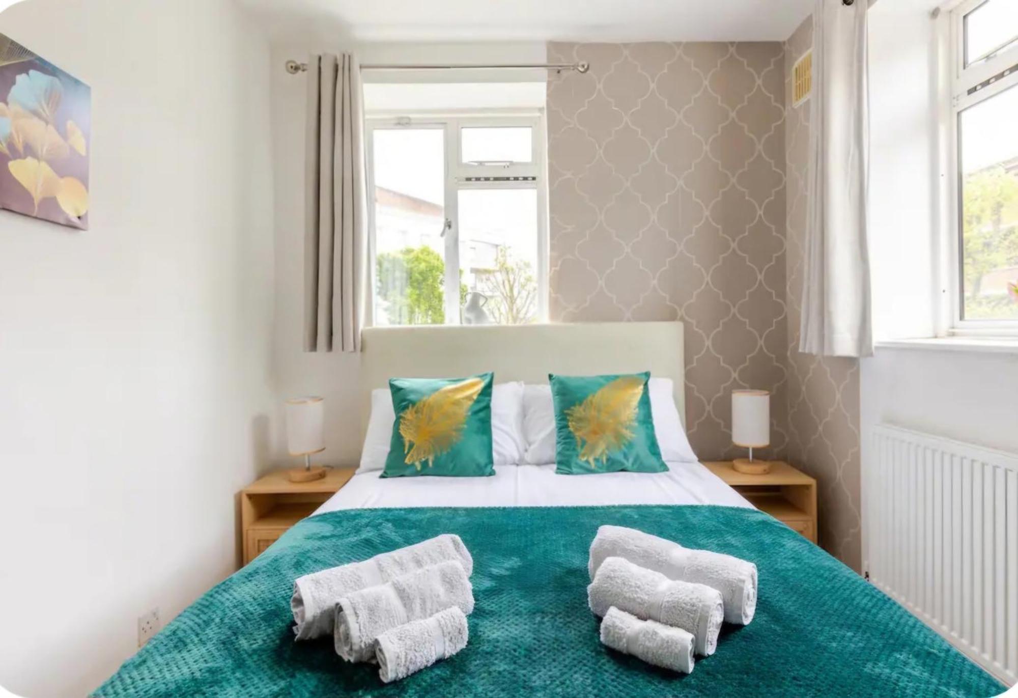 Apartamento Spacious Two Bedroom In Battersea, Free Parking